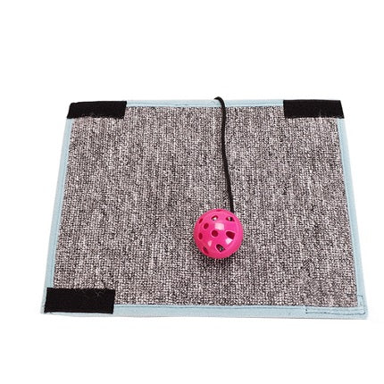 Scratching Mat With Ball